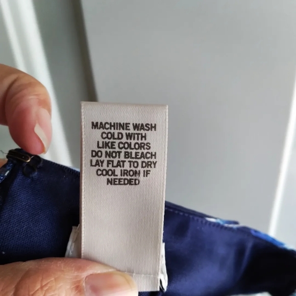 Cache Sleeveless Watercolor print Sheath Bandage dress, size 6 - Picture 7 of 7